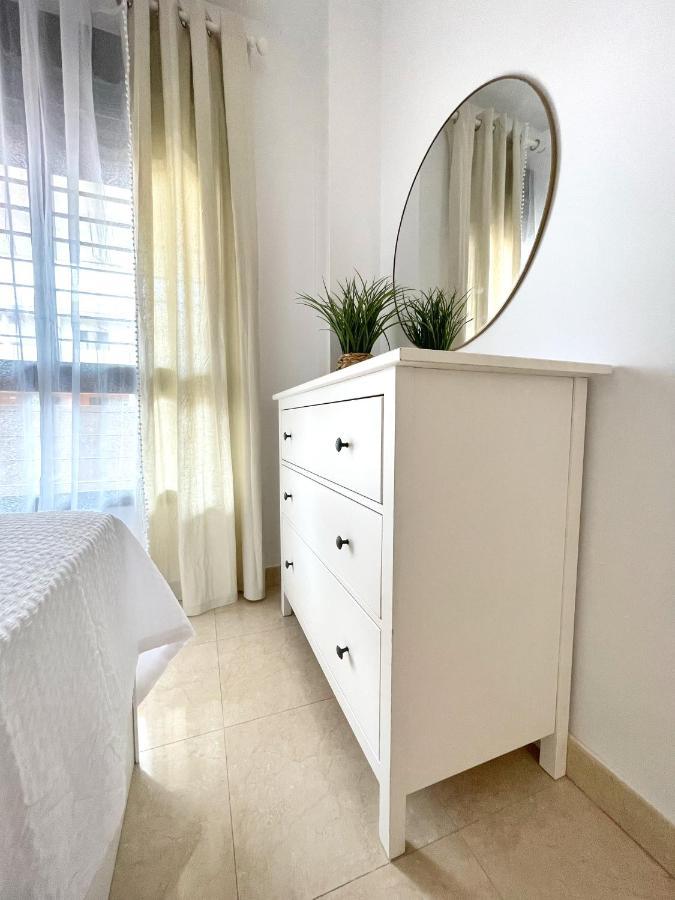 Gatu El Arrecife - Apartamento A 2 Minutos De La Playa En El Puerto De Santamaria , Preferente Mayores De 25 Anos Y Familias El Puerto de Santa Maria Exterior photo